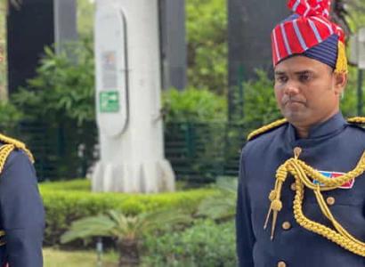 What Is the Role of a Security Guard